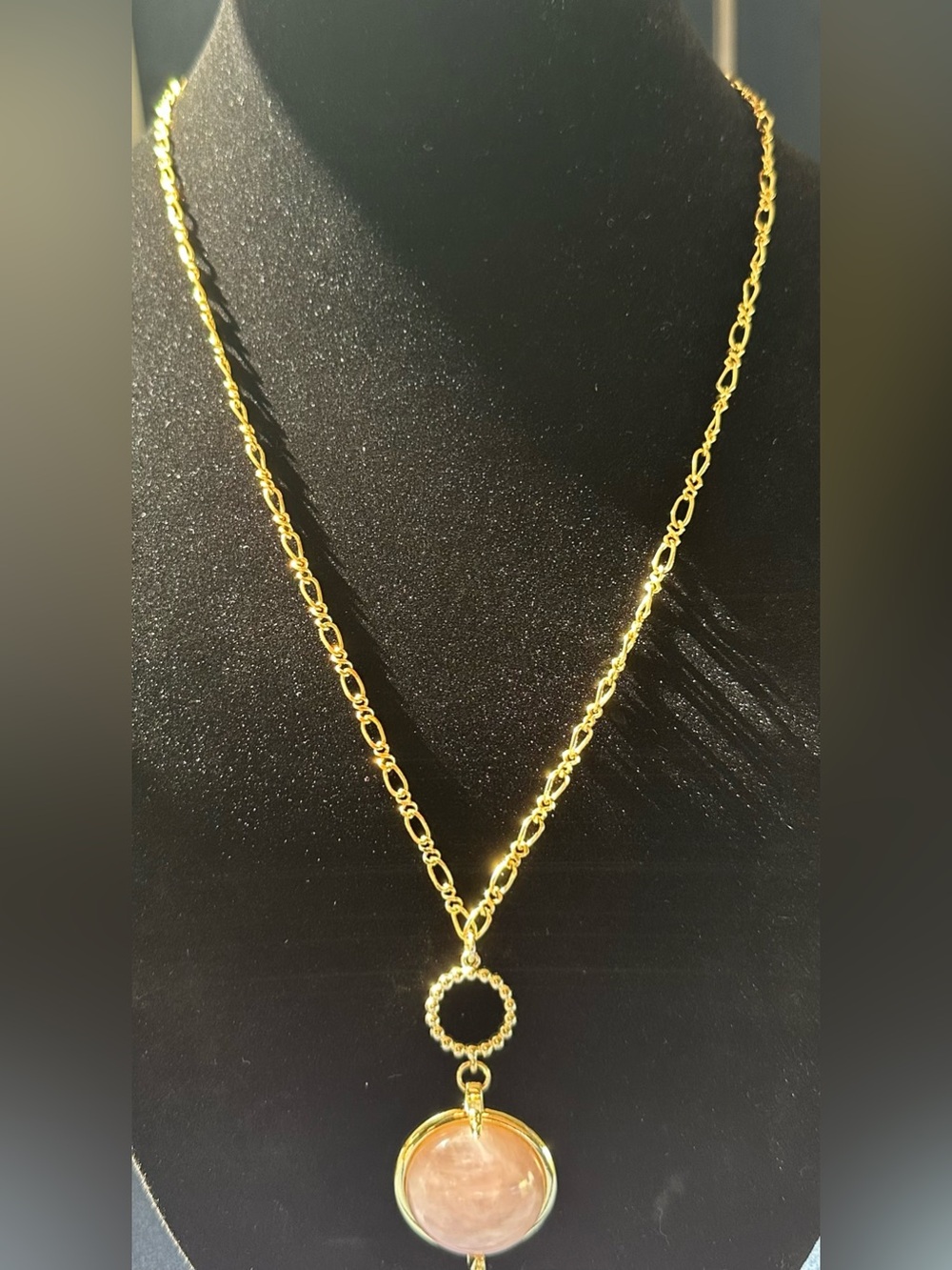Talbots Gold-Tone Figure 8 Rose Quart Round Pendant Necklace Toggle Clasp